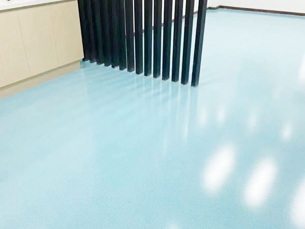 环氧彩砂自流平